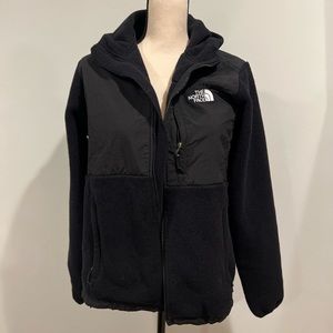 Women’s North Face Denali w/hood